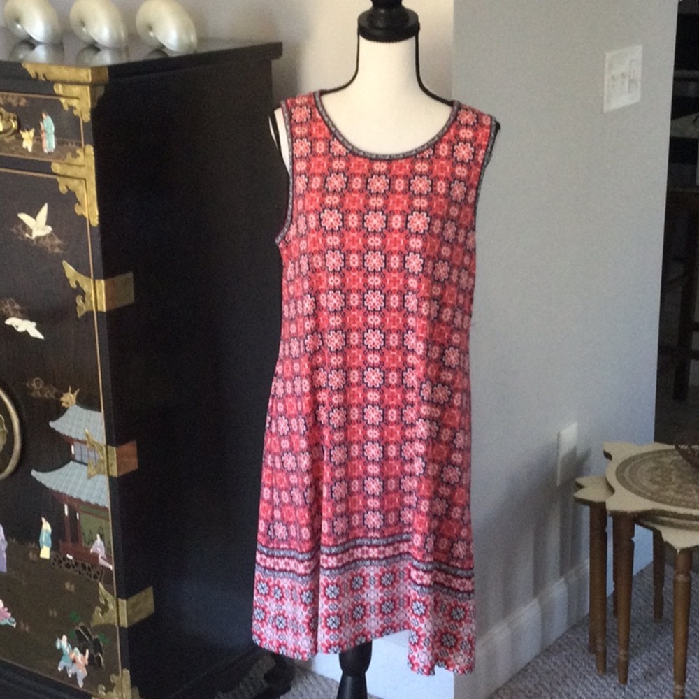 Max Studio sleeveless dress